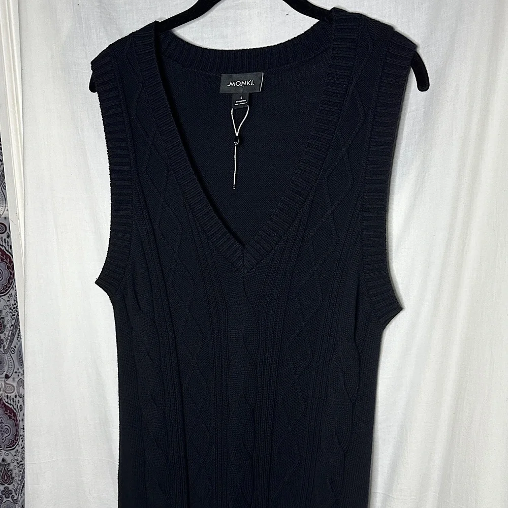 ASOS Monki Robin cotton knitted v neck sleeveless black mini dress - Picture 8 of 17